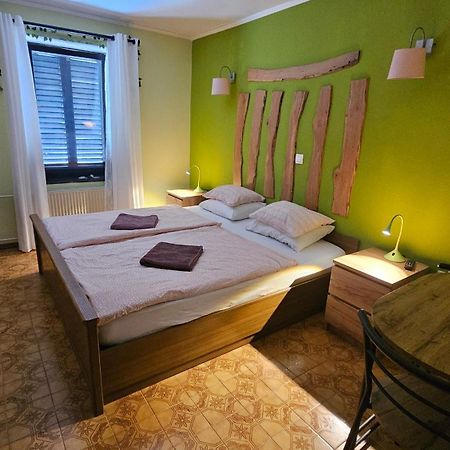 Rooms Malina Blejska Dobrava Ngoại thất bức ảnh