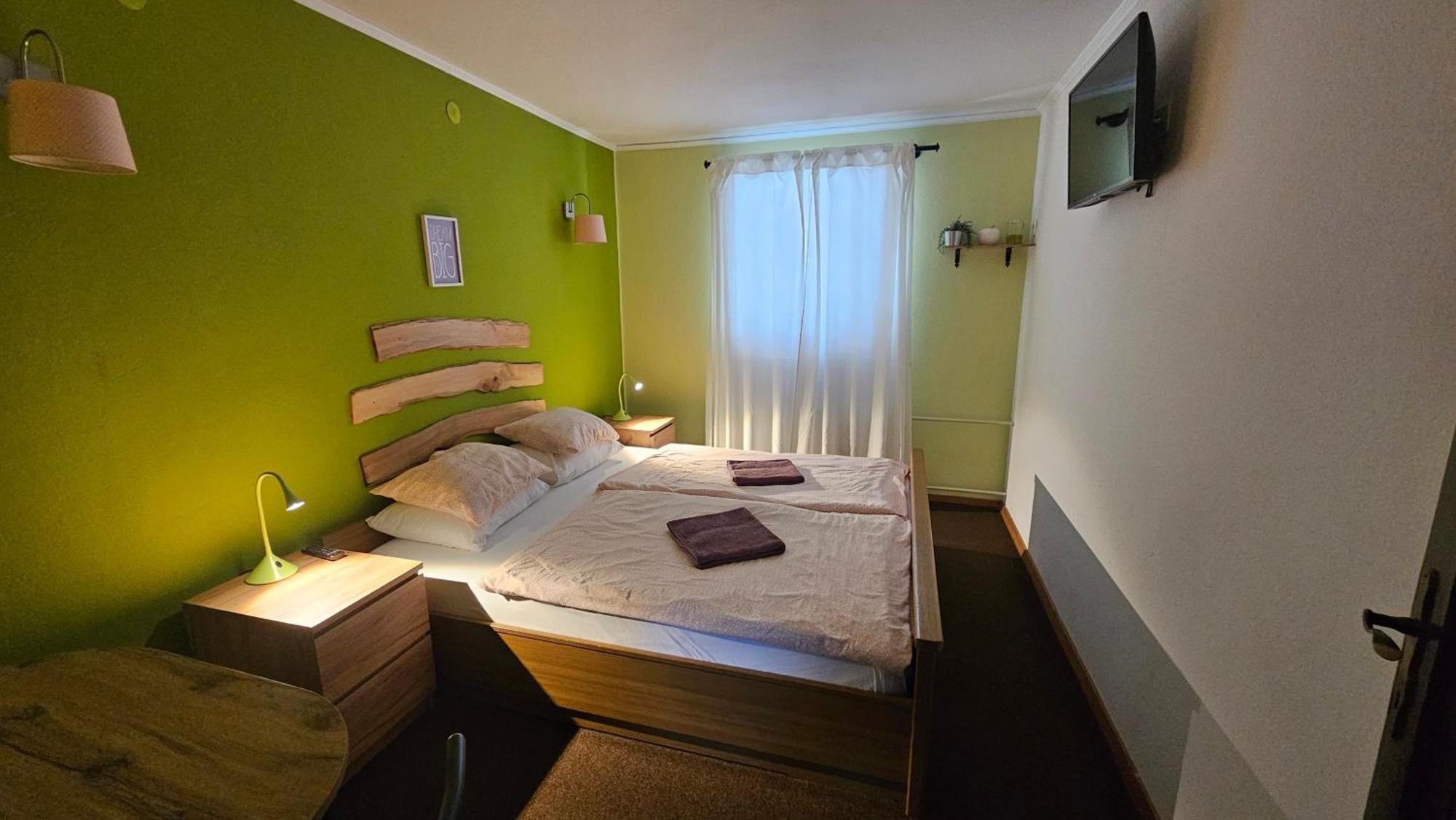 Rooms Malina Blejska Dobrava Ngoại thất bức ảnh