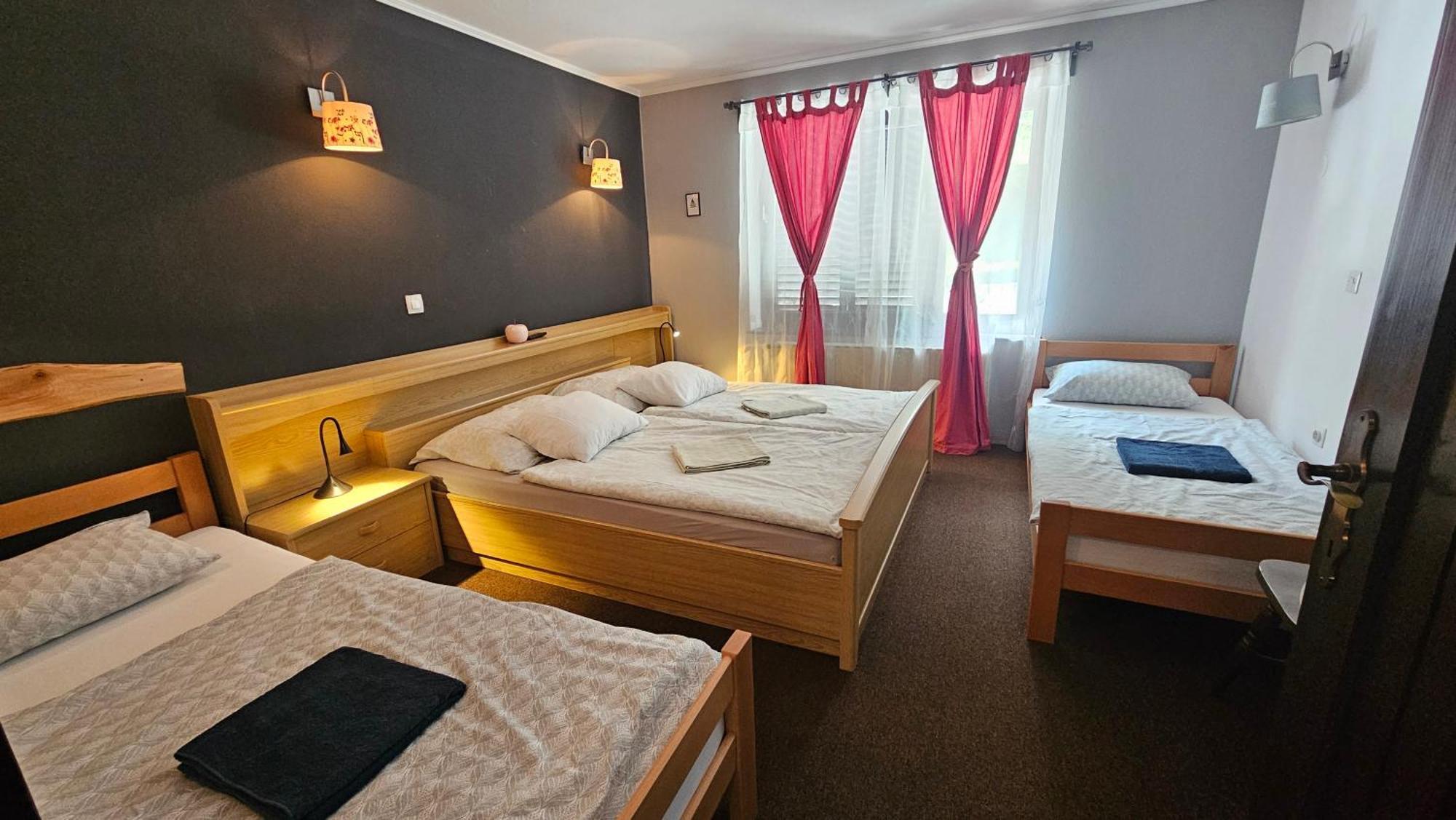 Rooms Malina Blejska Dobrava Ngoại thất bức ảnh