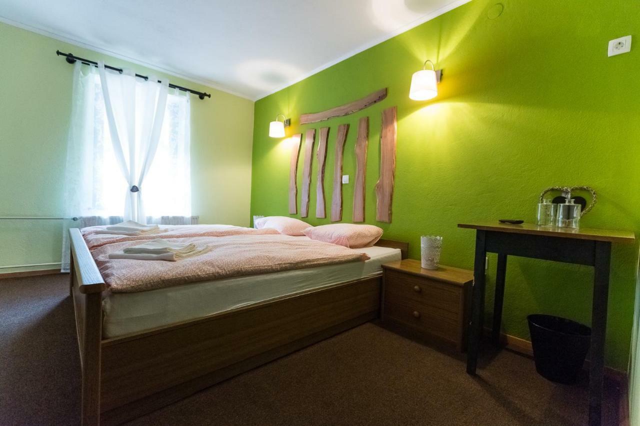 Rooms Malina Blejska Dobrava Ngoại thất bức ảnh